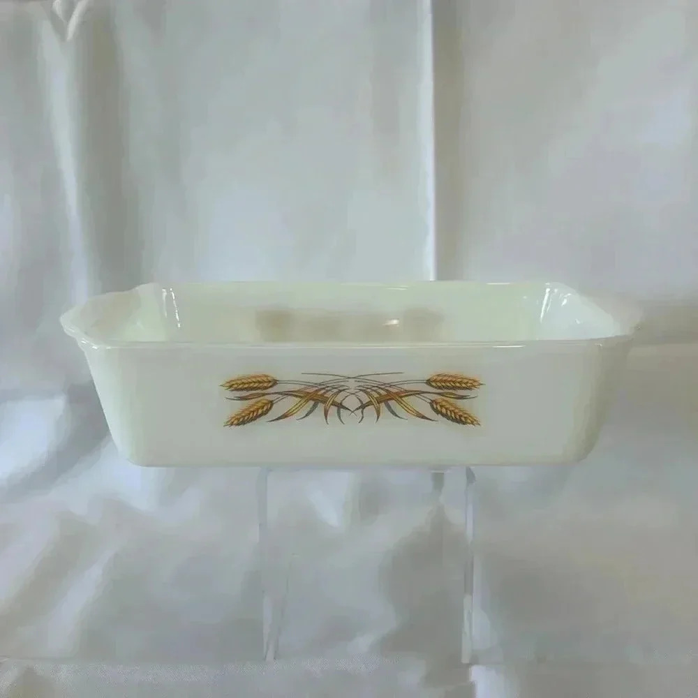 Vintage Fire-King Anchor Hocking Wheat 1 Qt and 2 Qt Bakeware Casserole Dishes - Picture 3 of 5